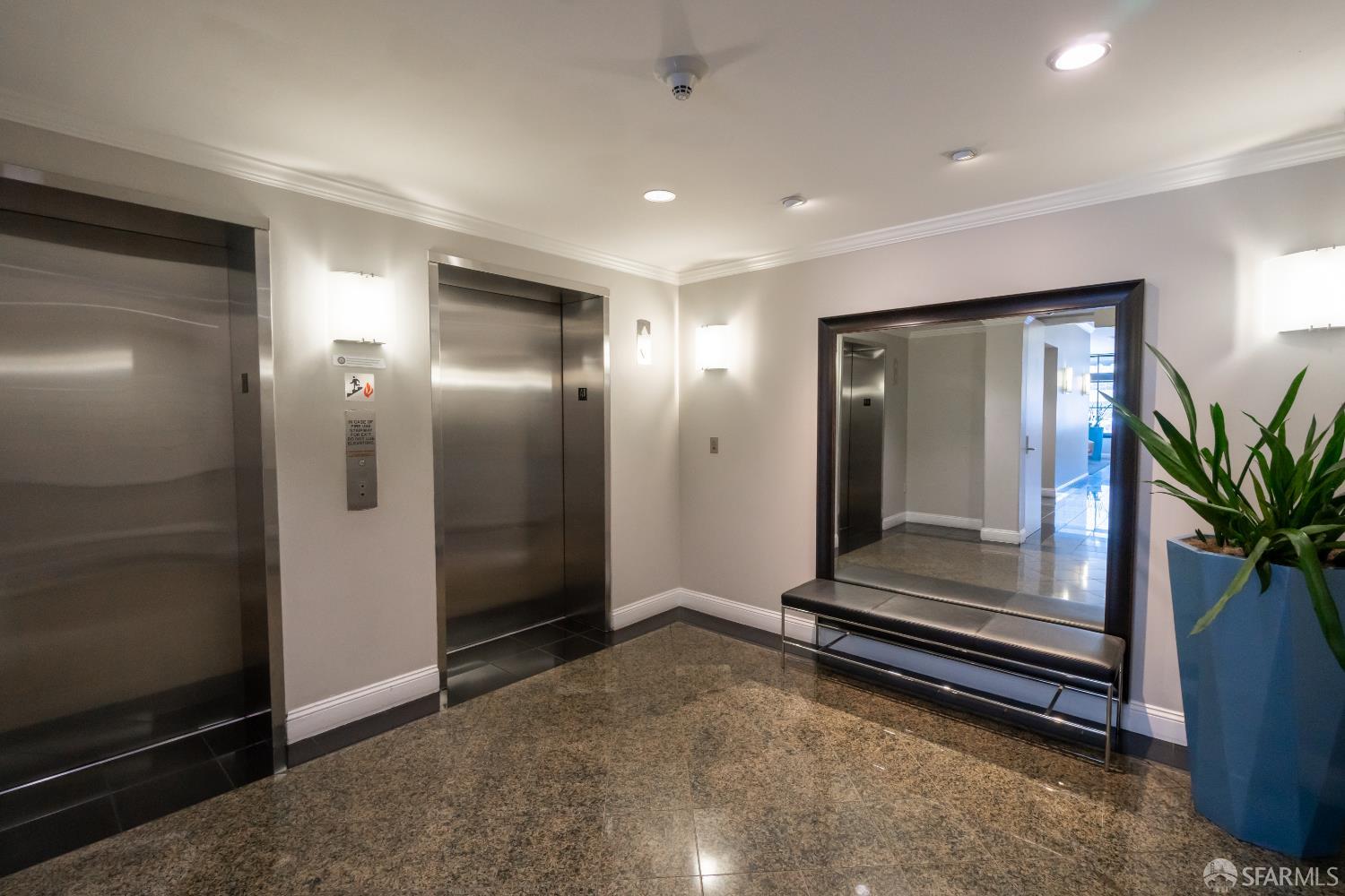140 S Van Ness Avenue # 819
