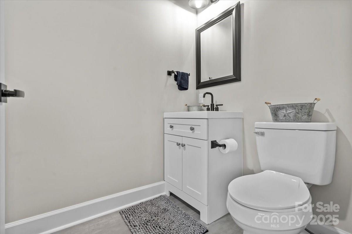 7017 S Providence Road