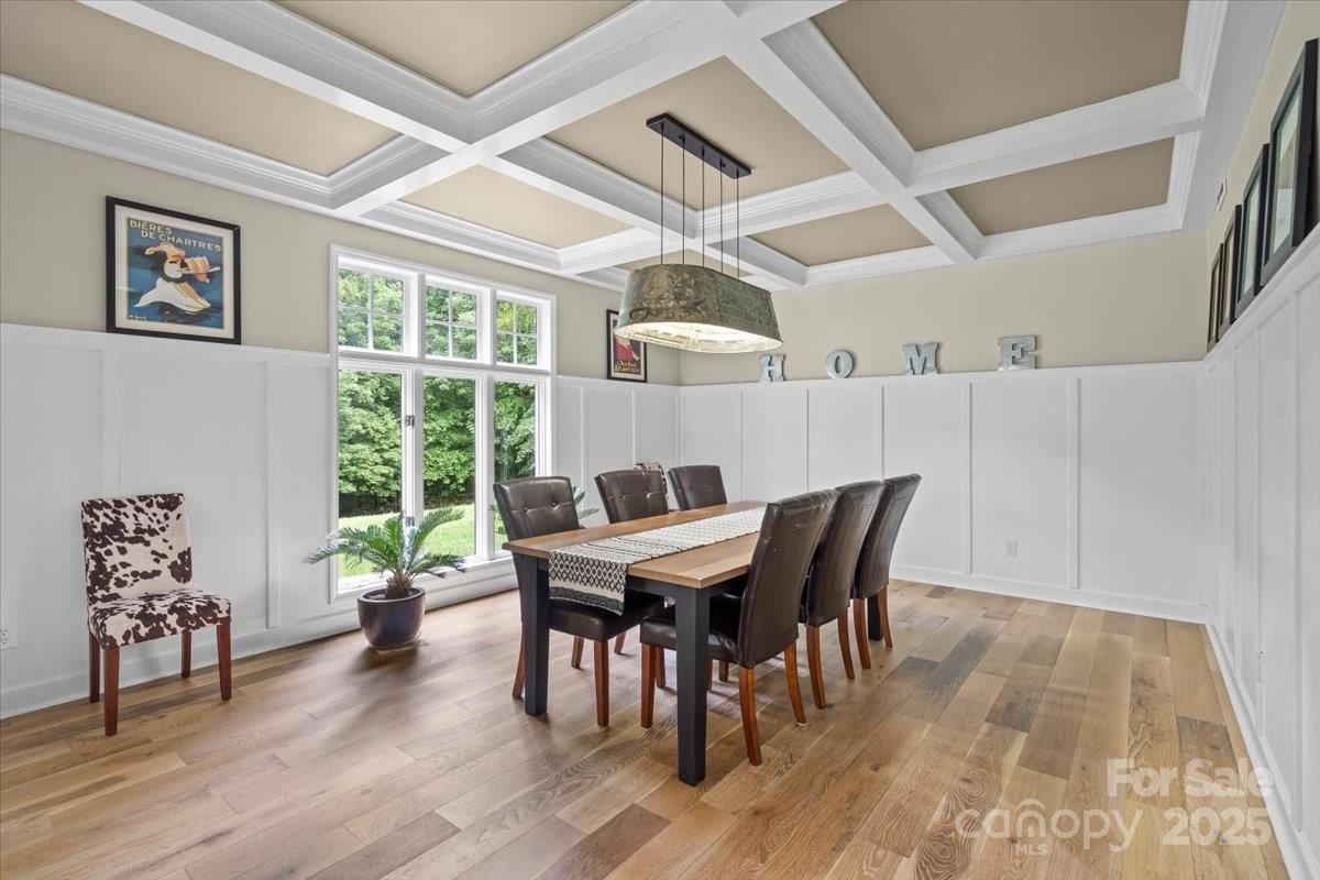 7017 S Providence Road