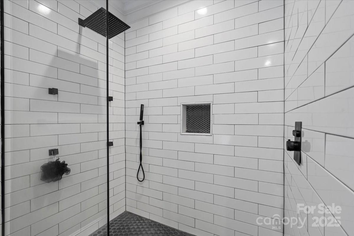 7017 S Providence Road