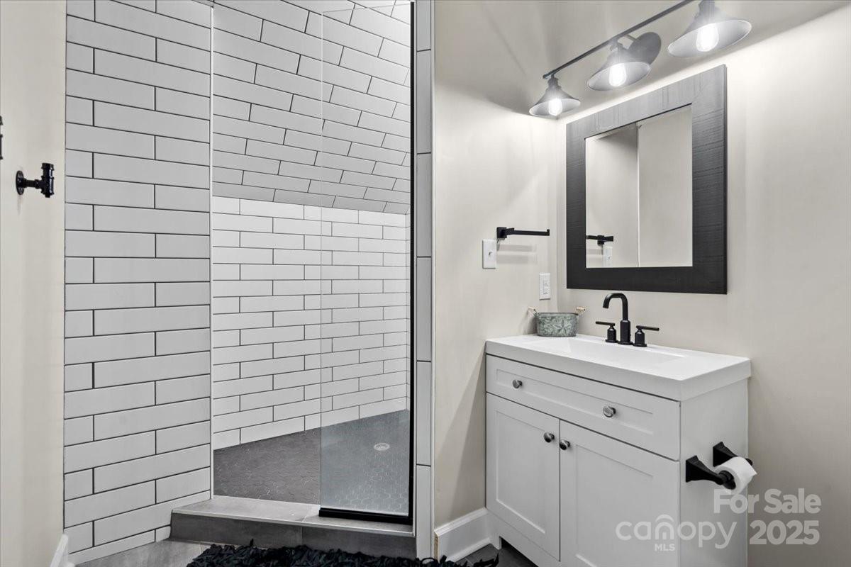 7017 S Providence Road