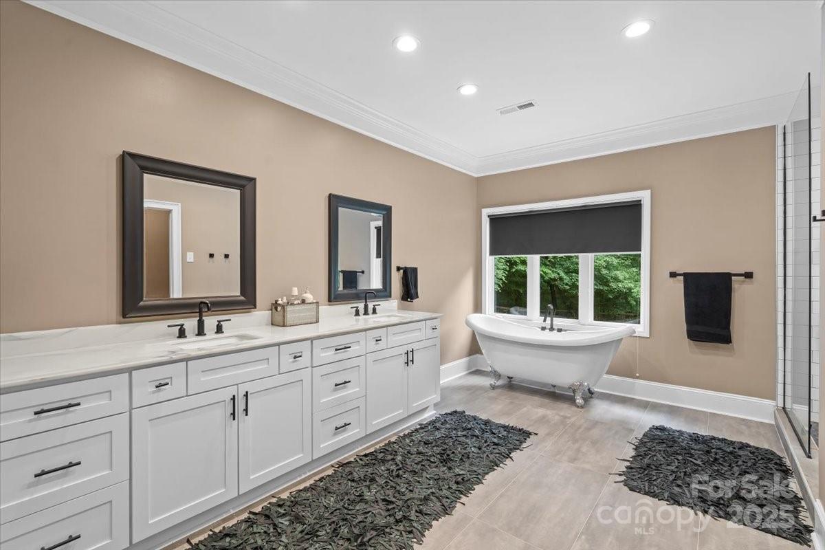 7017 S Providence Road