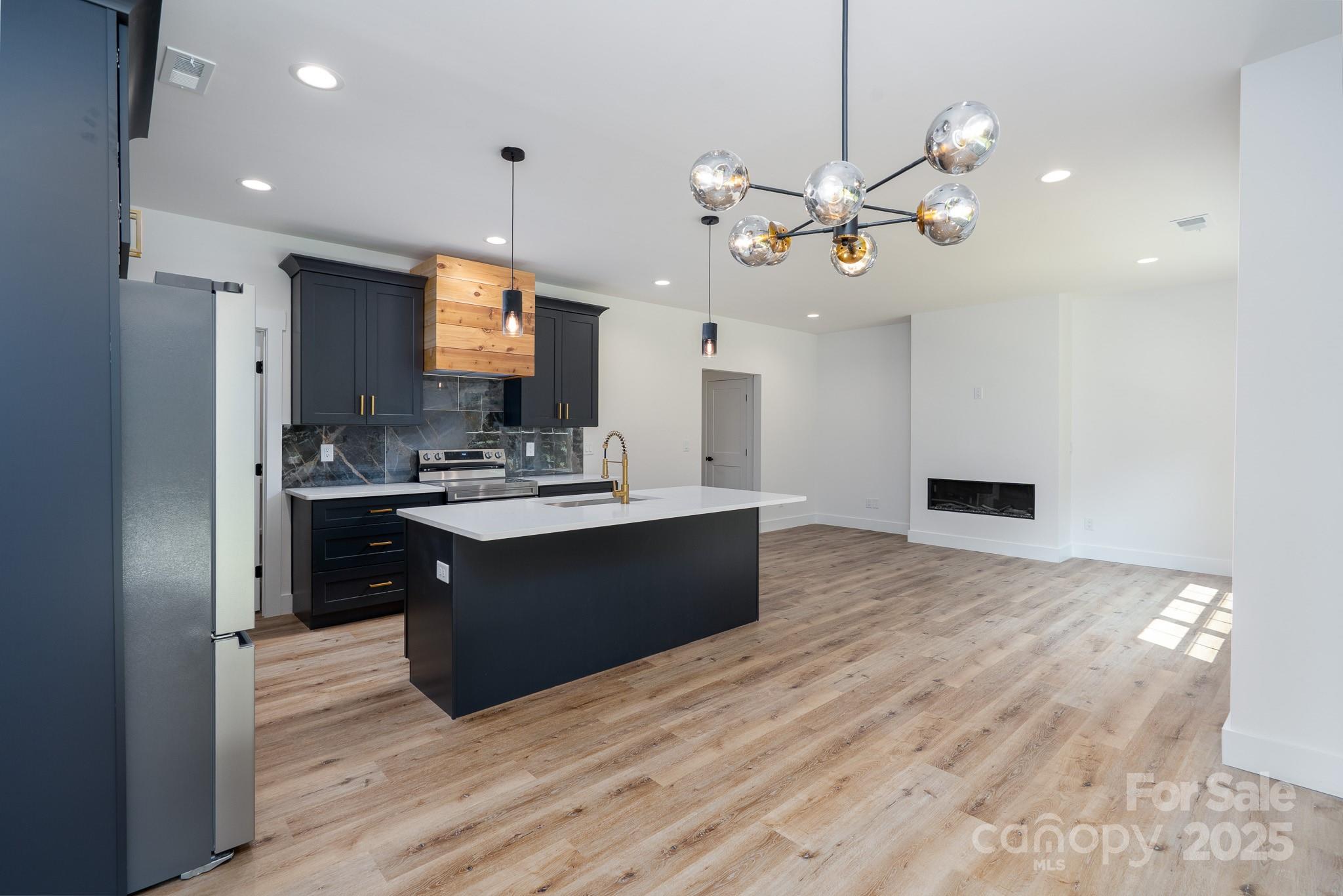 1528 Enochville Road