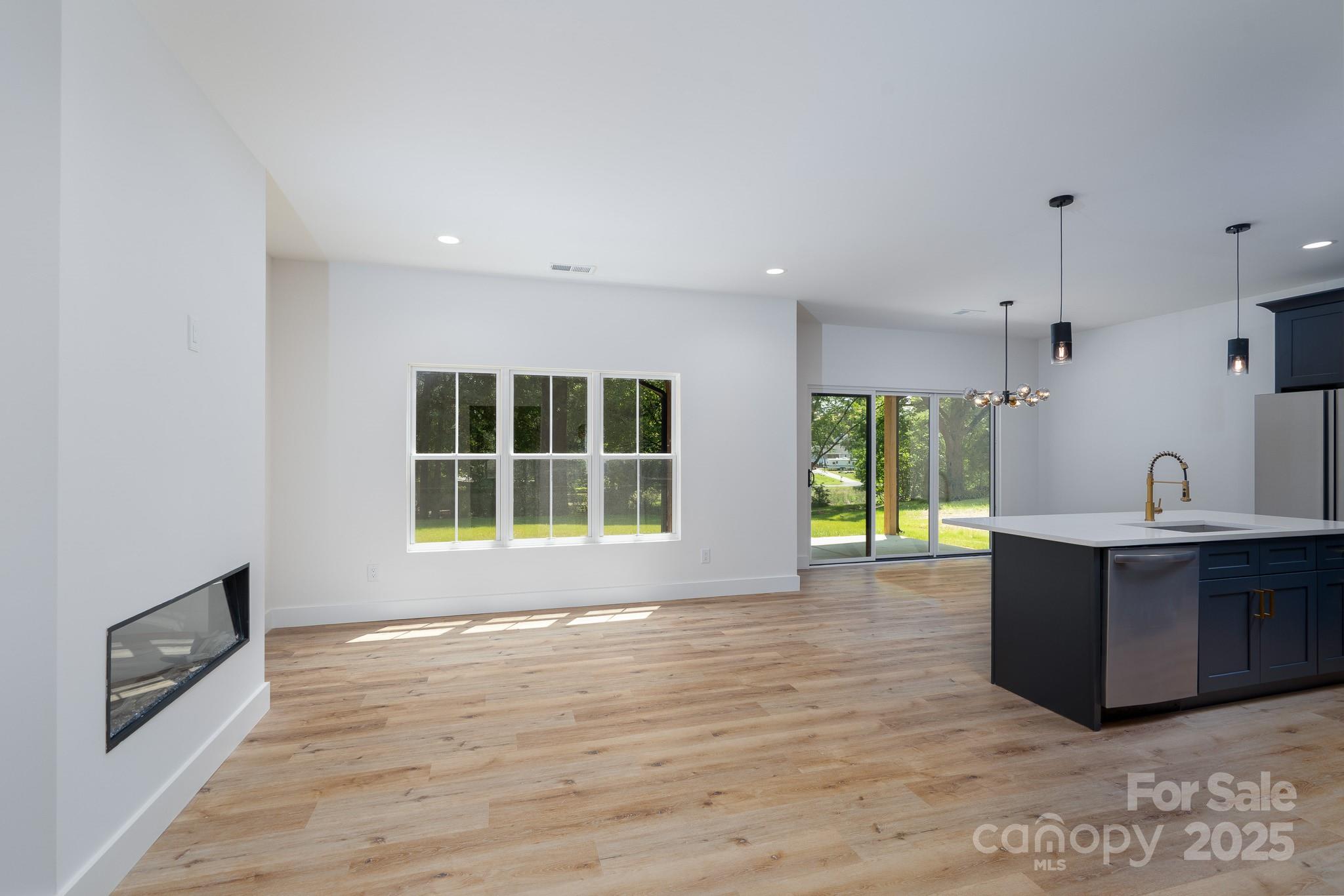 1528 Enochville Road