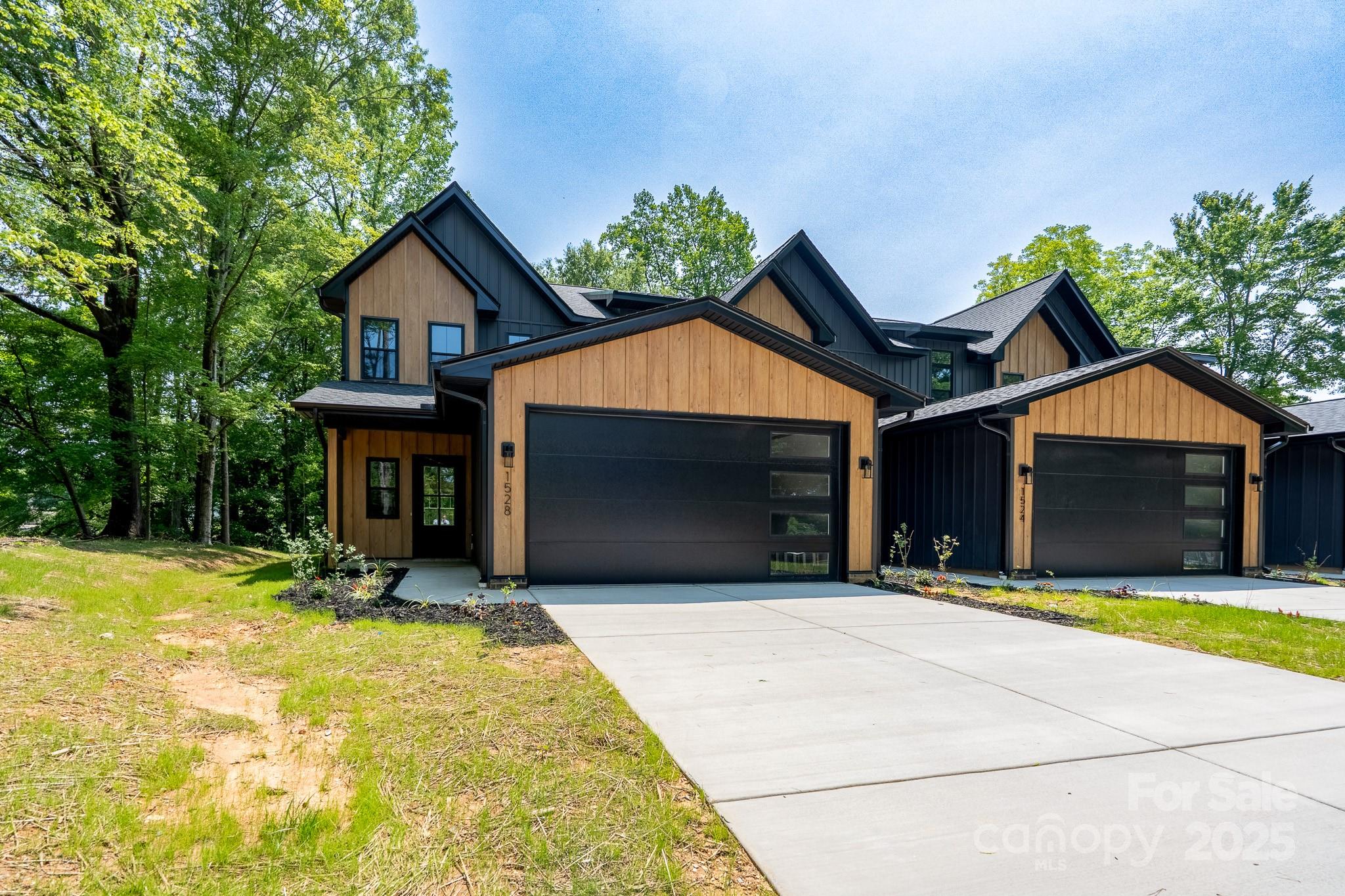 1528 Enochville Road
