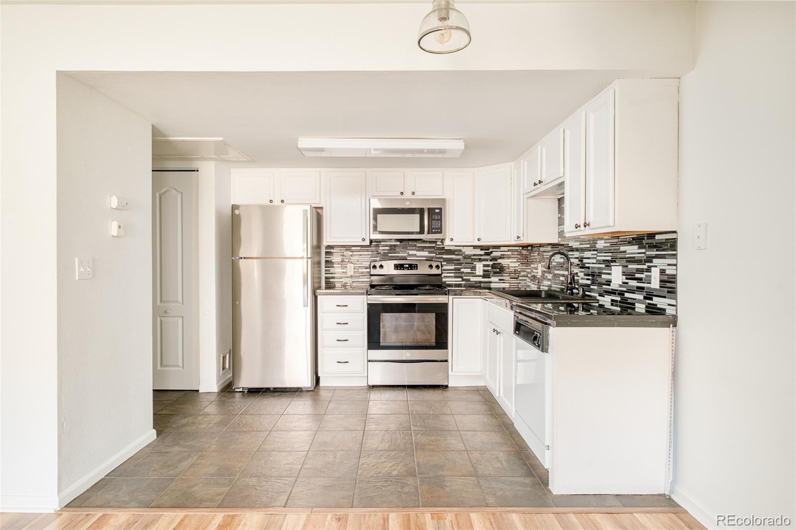1631 S Deframe Street Unit: B5