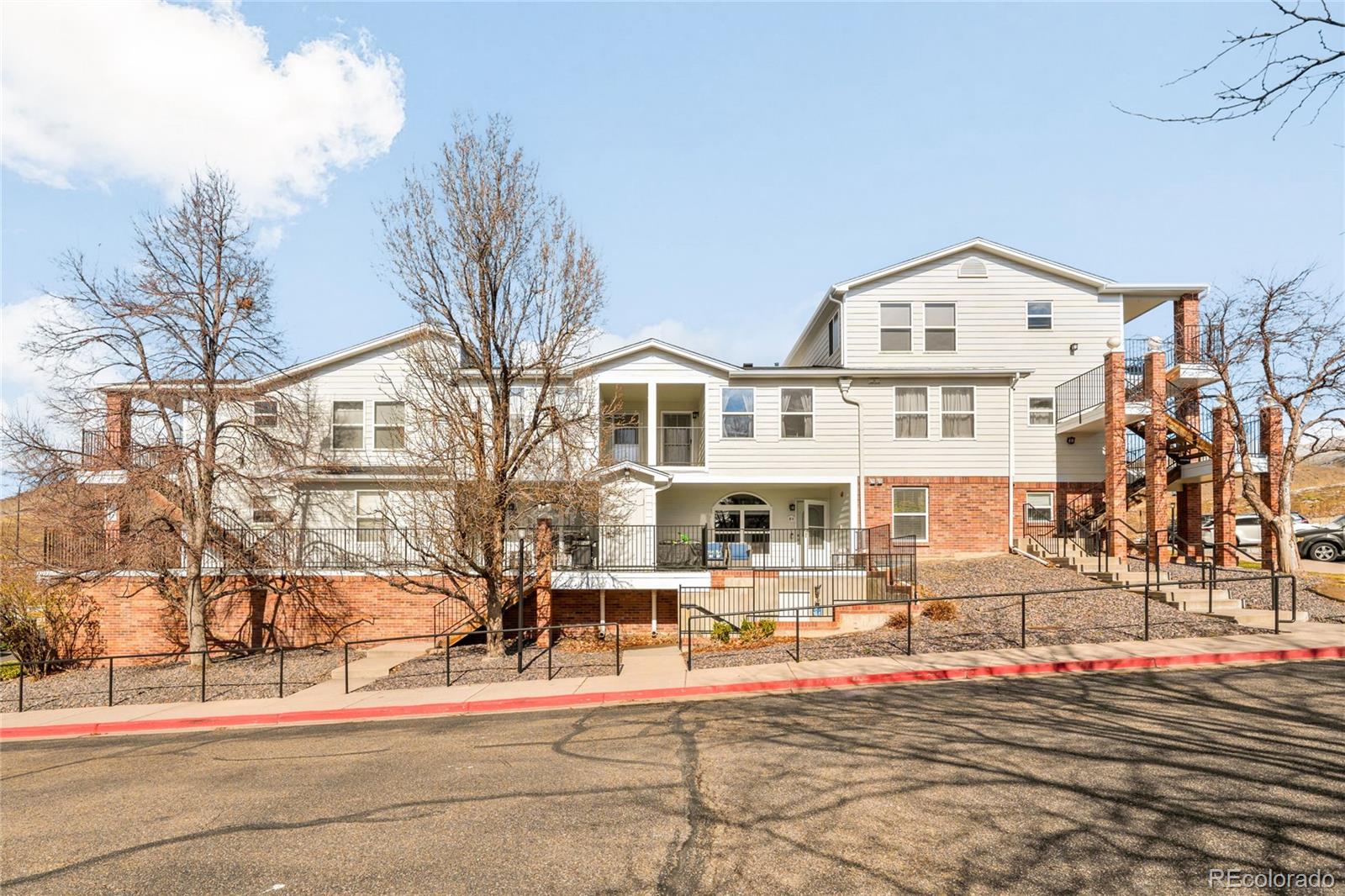 1631 S Deframe Street Unit: B5