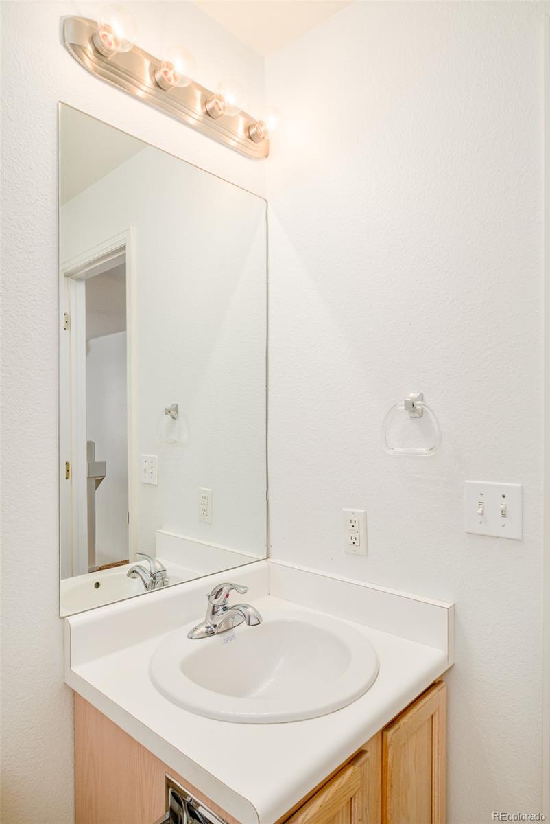 1631 S Deframe Street Unit: B5