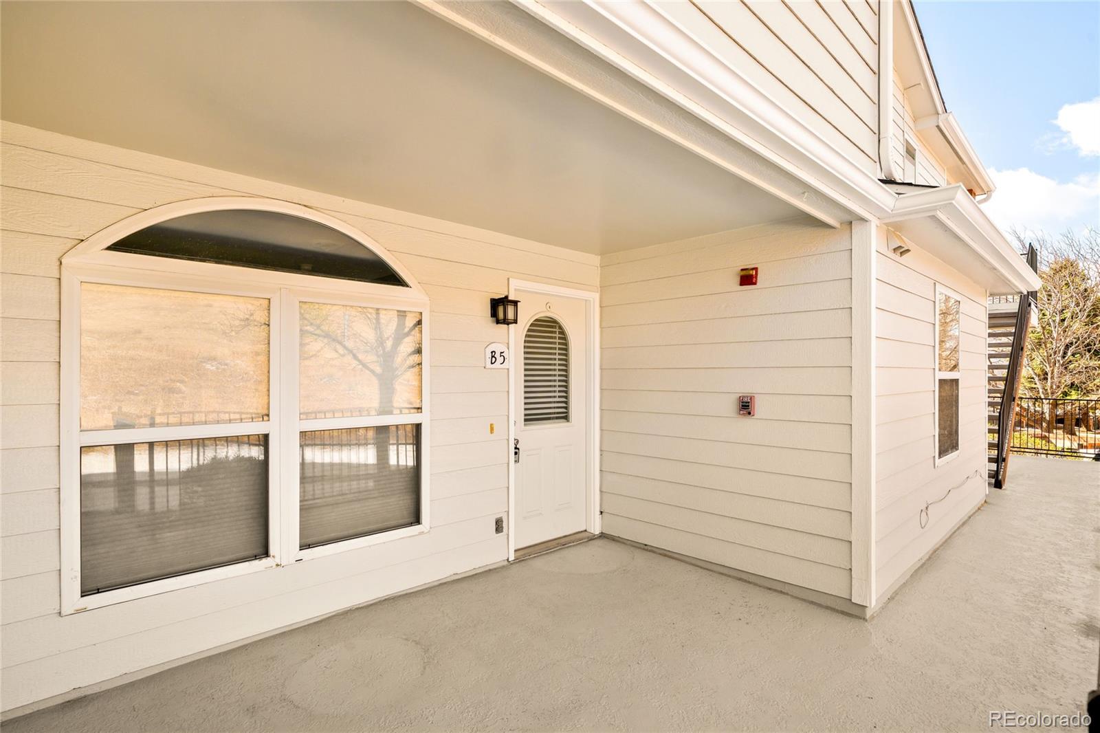 1631 S Deframe Street Unit: B5