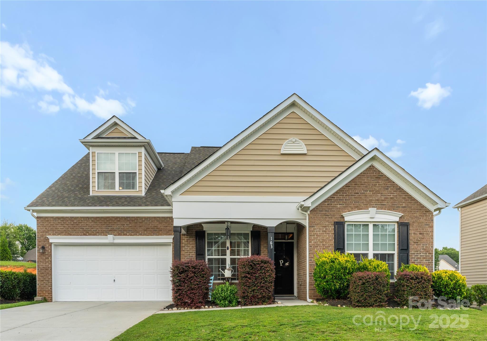 163 Sassafras Road