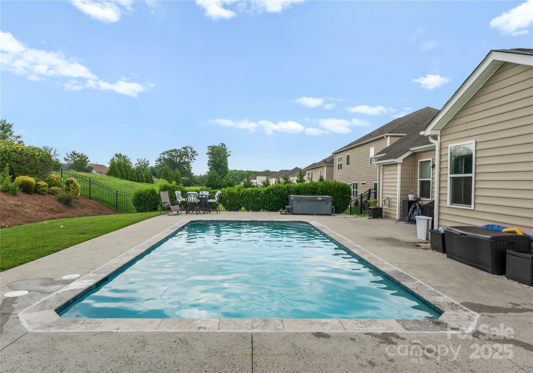 163 Sassafras Road