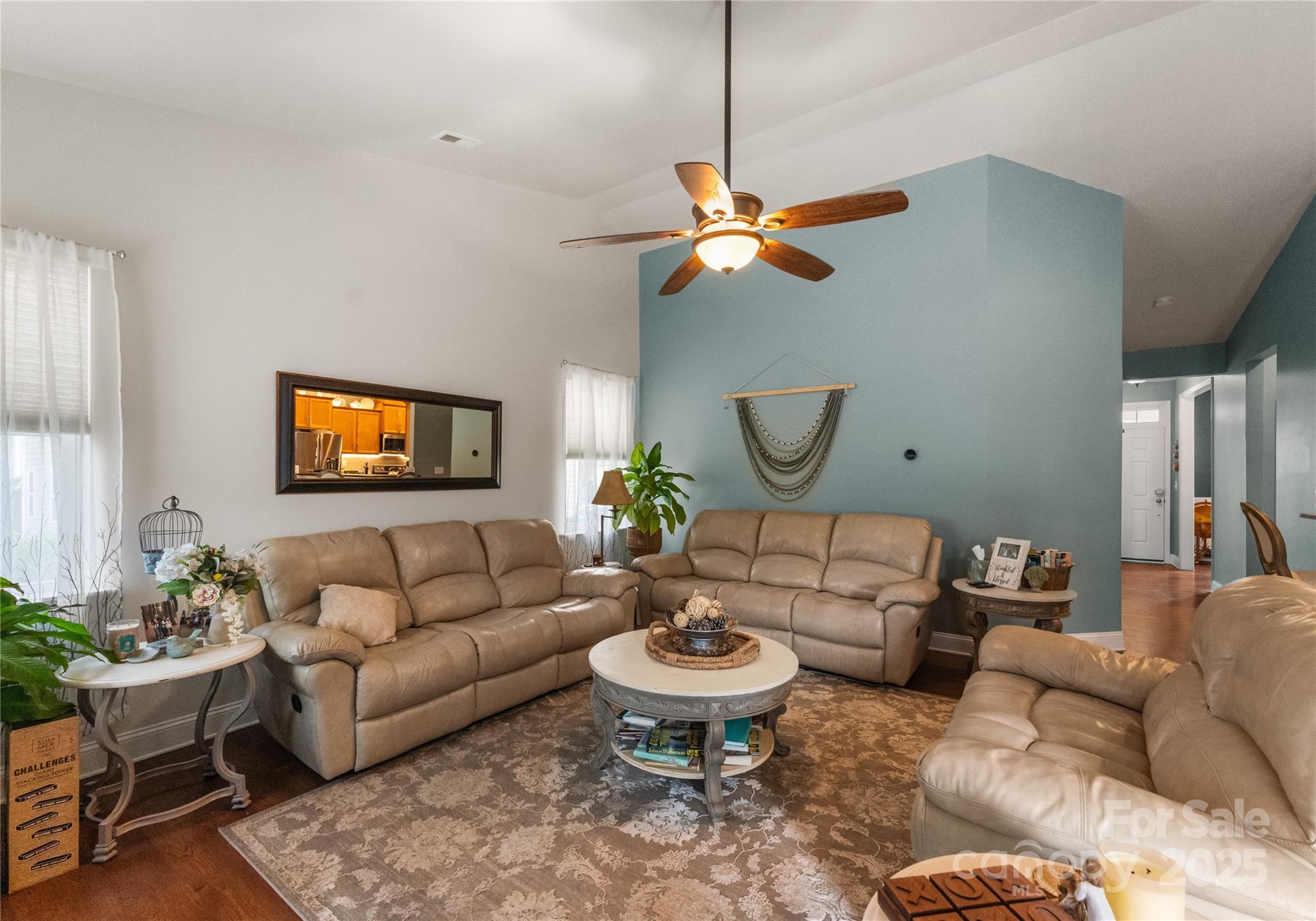 163 Sassafras Road