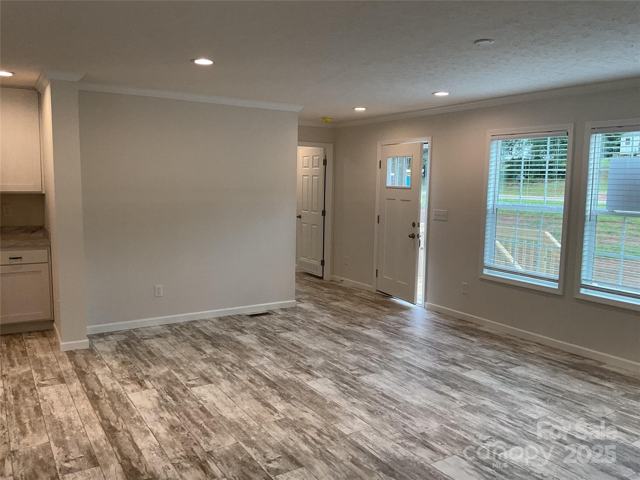 130 Zircon Drive