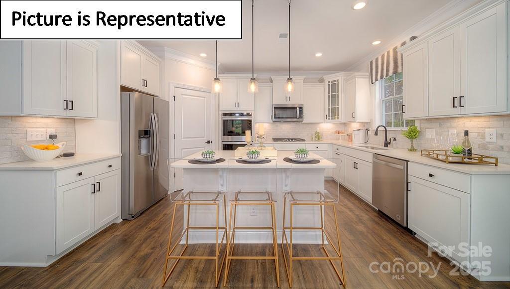 7117 Sylvan Retreat Drive
