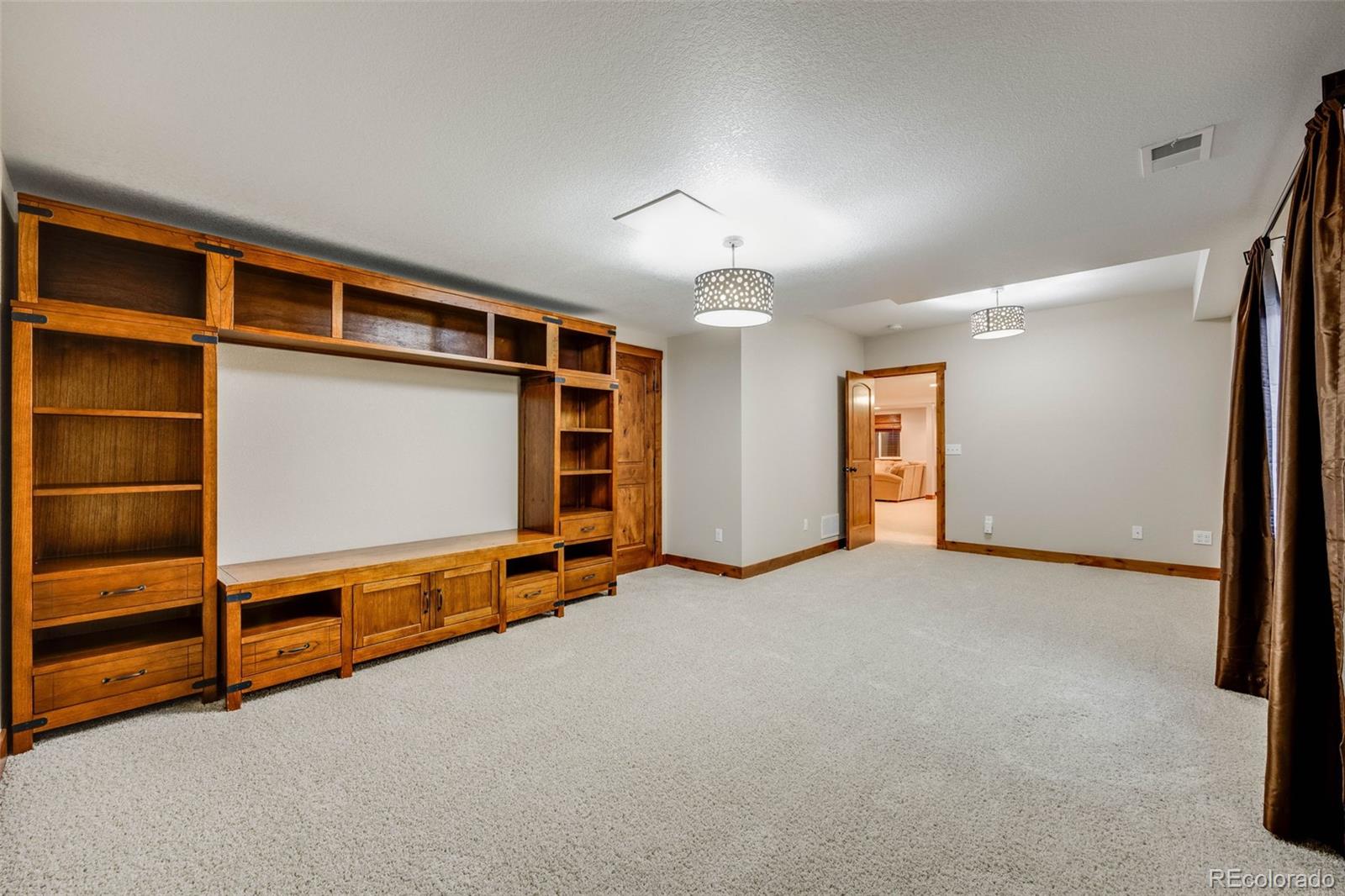 7067 Gray Fox Court