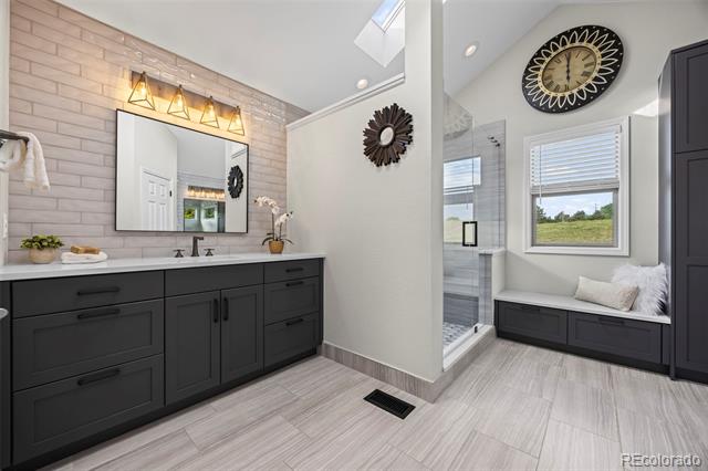 7067 Gray Fox Court