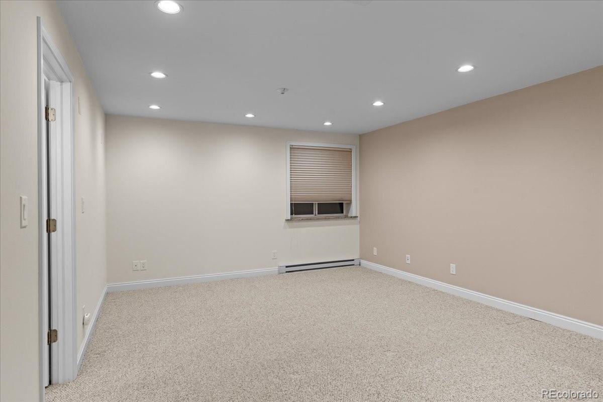 10000 E Yale Avenue Unit: 42