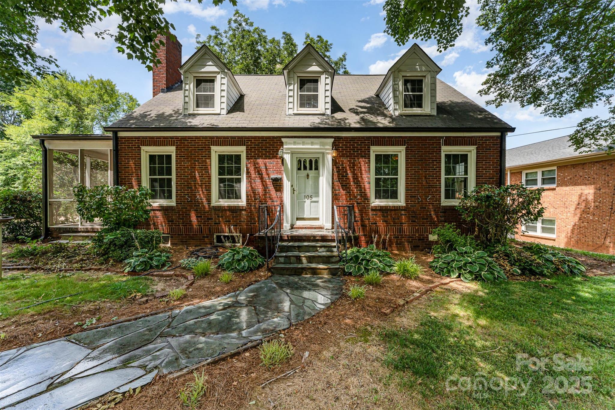 105 Corban Avenue SE