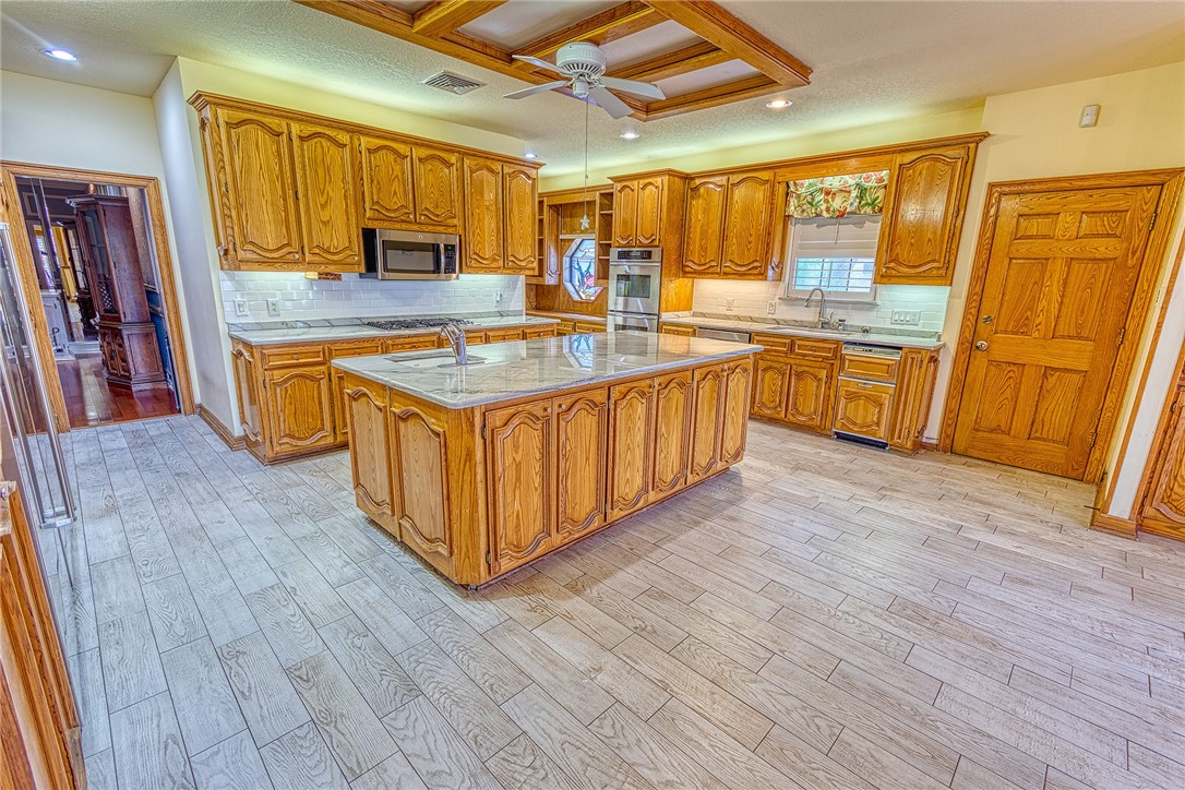 7709 Moritz Lake Dr