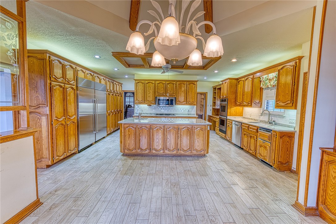 7709 Moritz Lake Dr