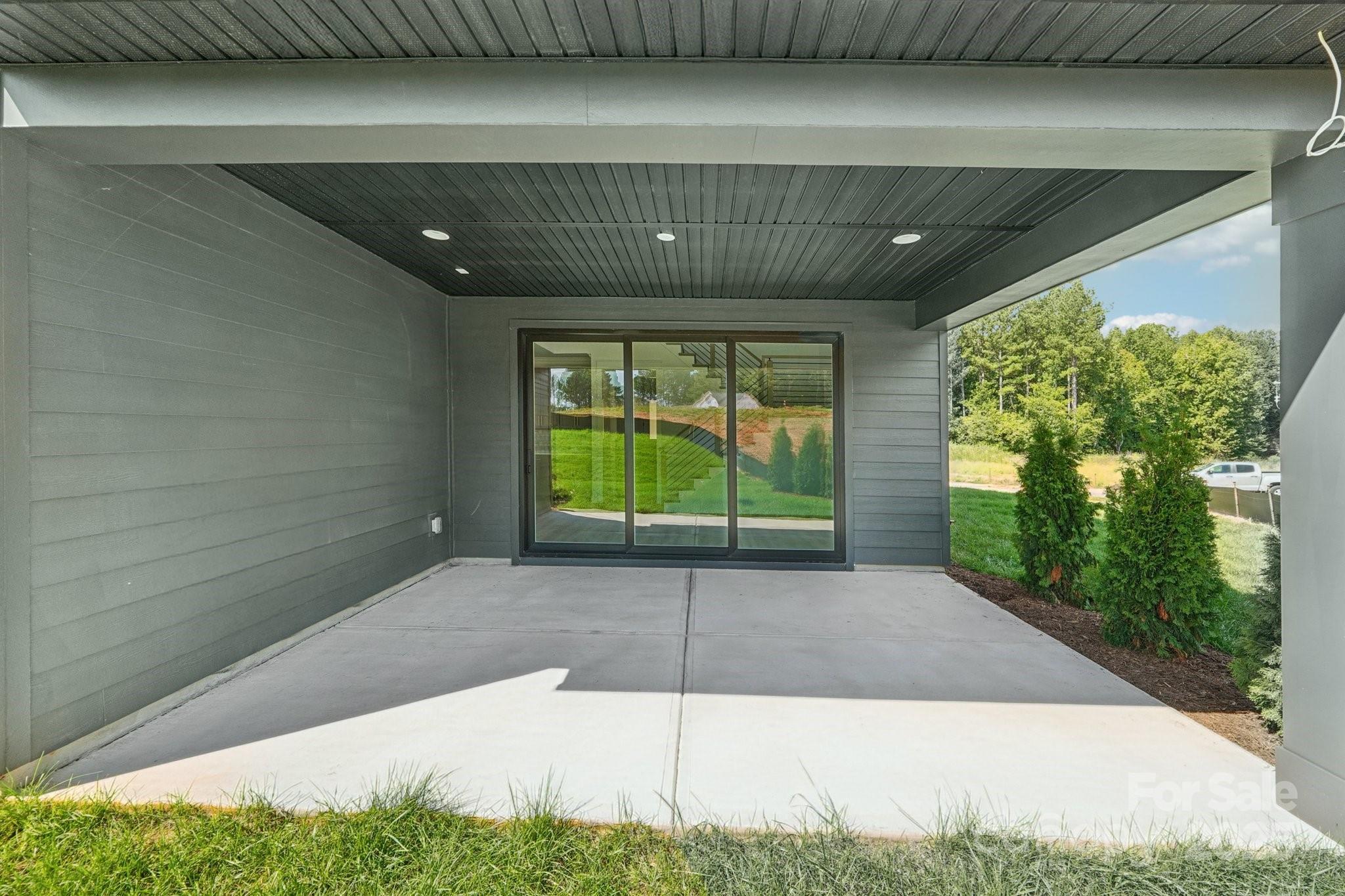 15104 Brownleigh Lane