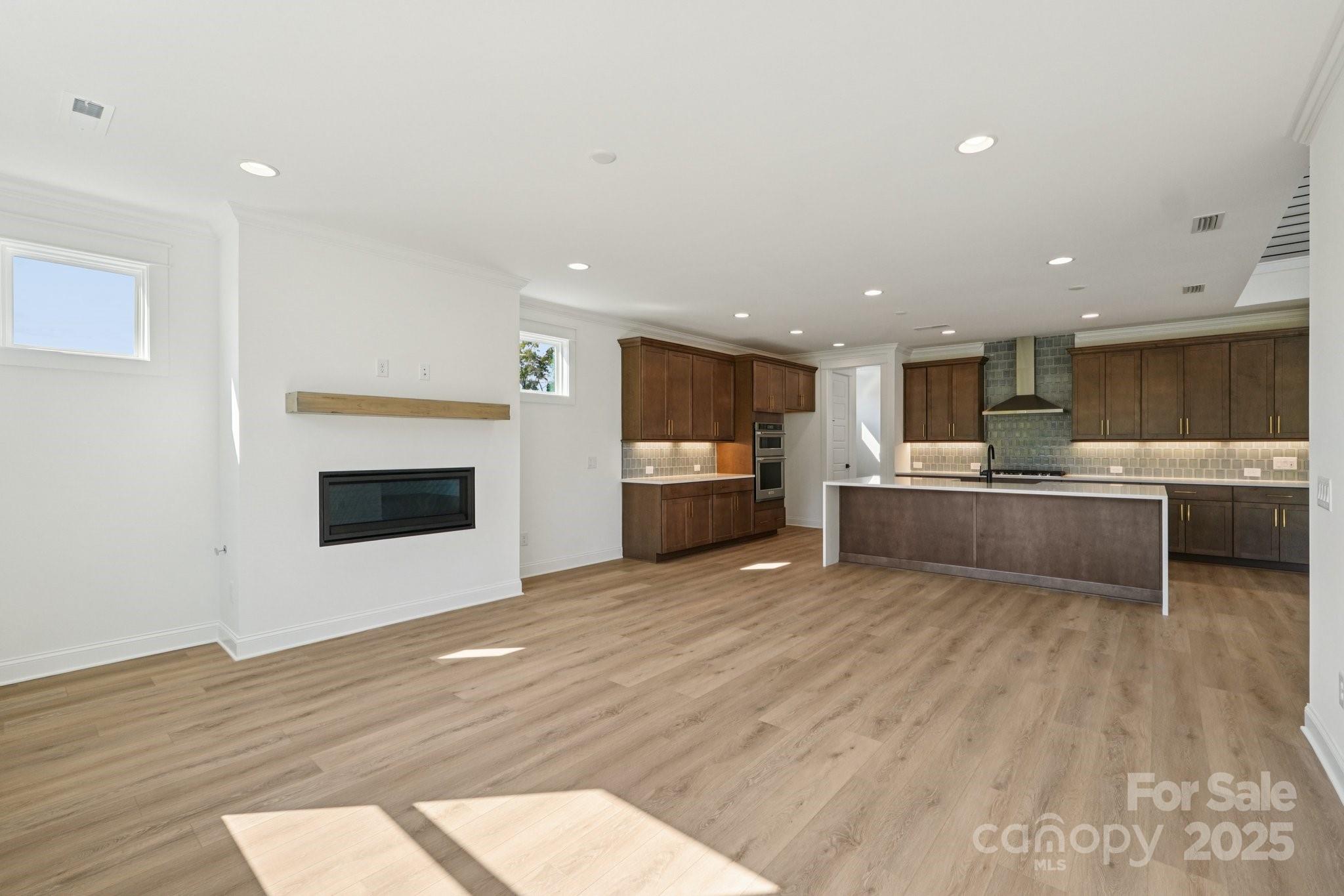 15104 Brownleigh Lane