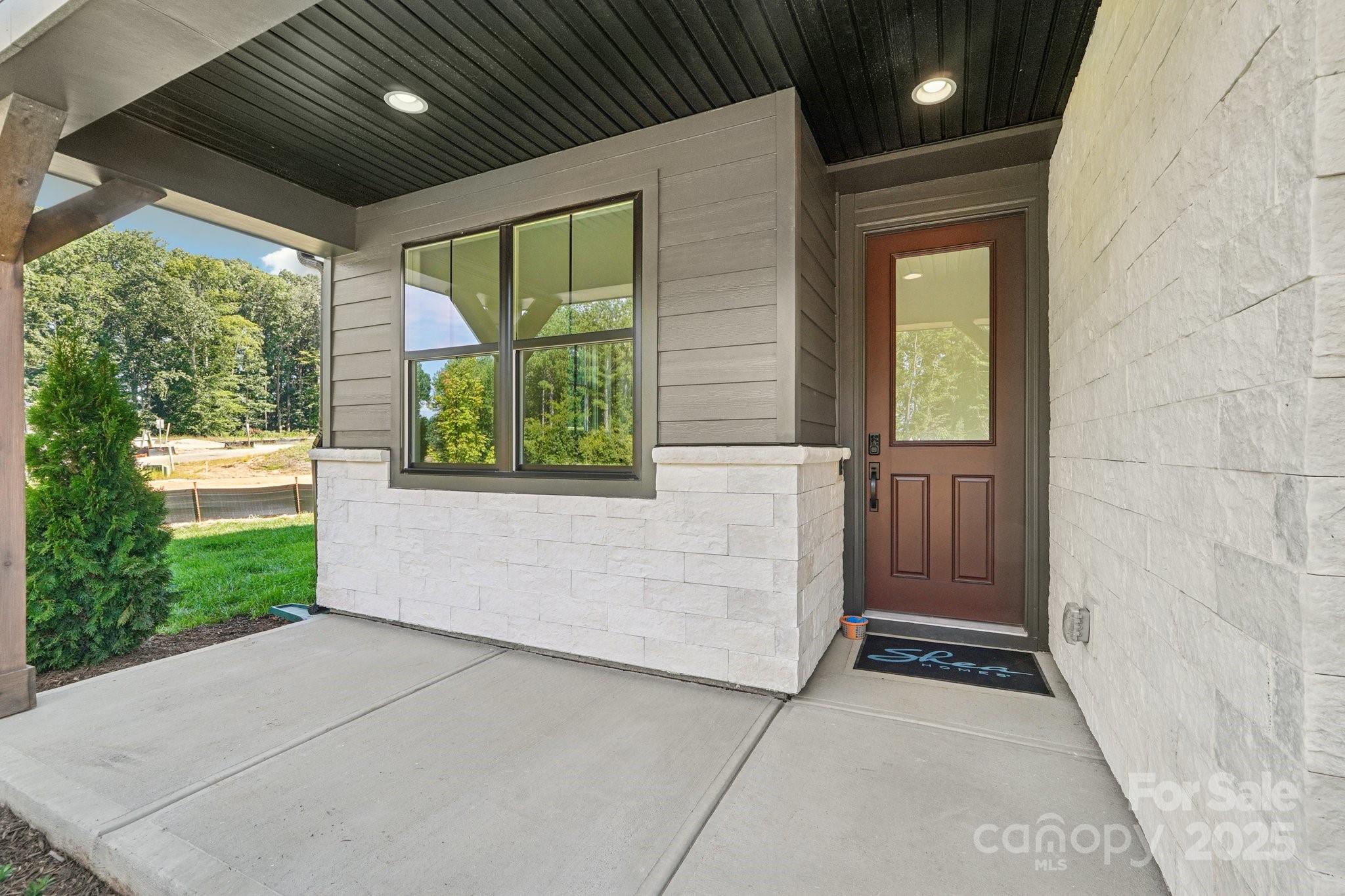 15104 Brownleigh Lane