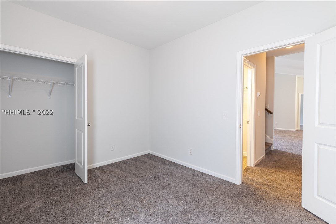 128 Red Northern Oak Way
