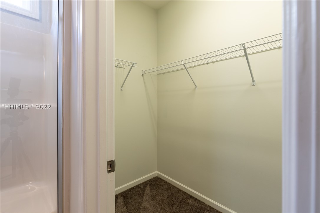 128 Red Northern Oak Way