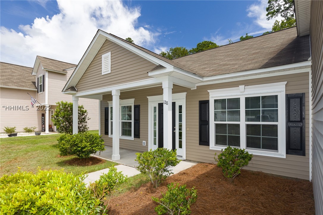 128 Red Northern Oak Way
