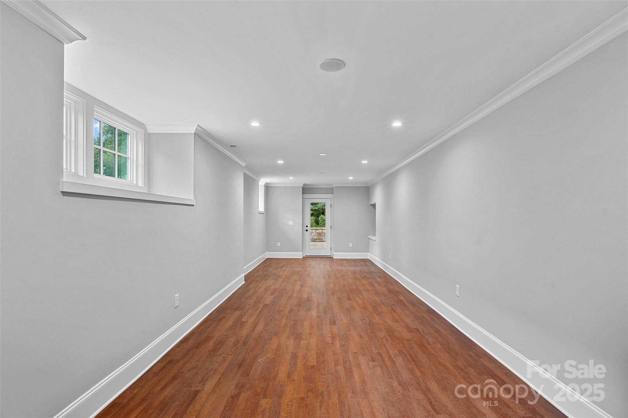 709 N Main Street
