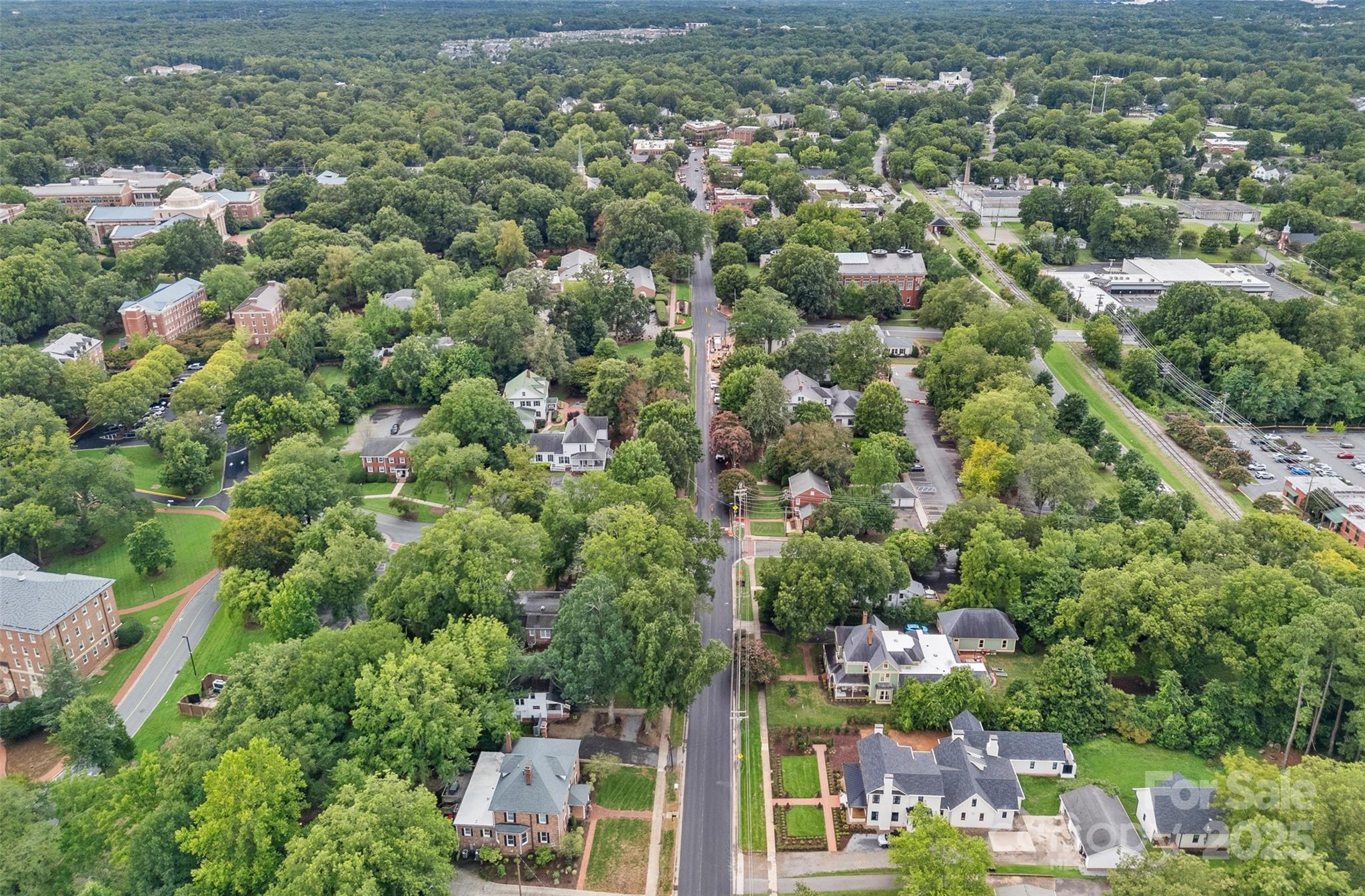 709 N Main Street