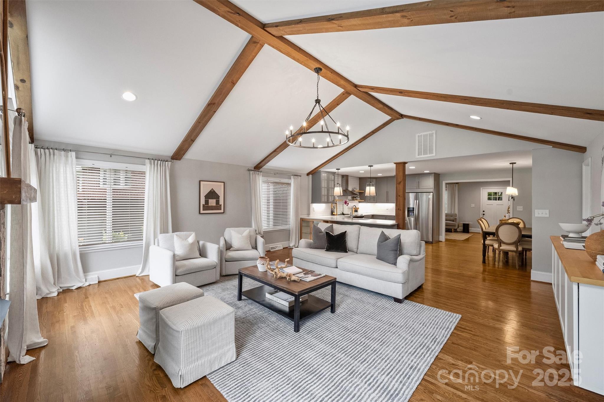 1918 Woodland Drive