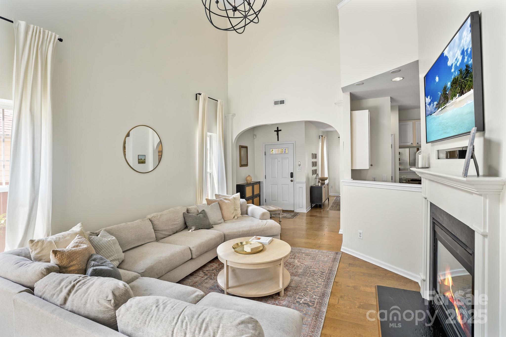 10636 Secret Garden Lane