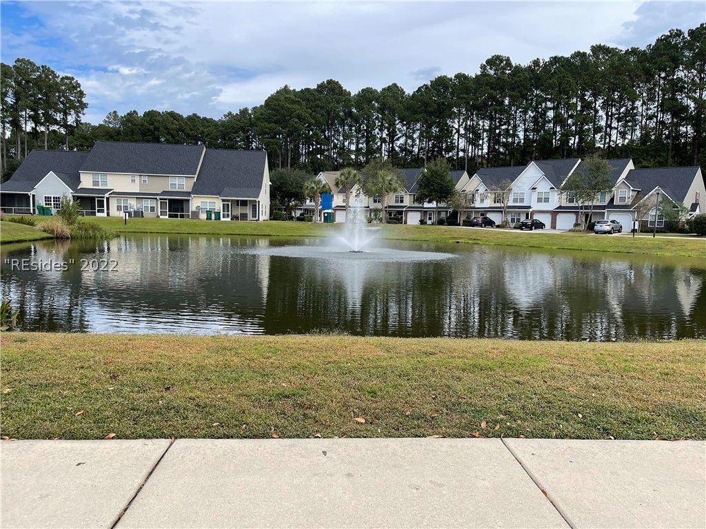 250 North Circle