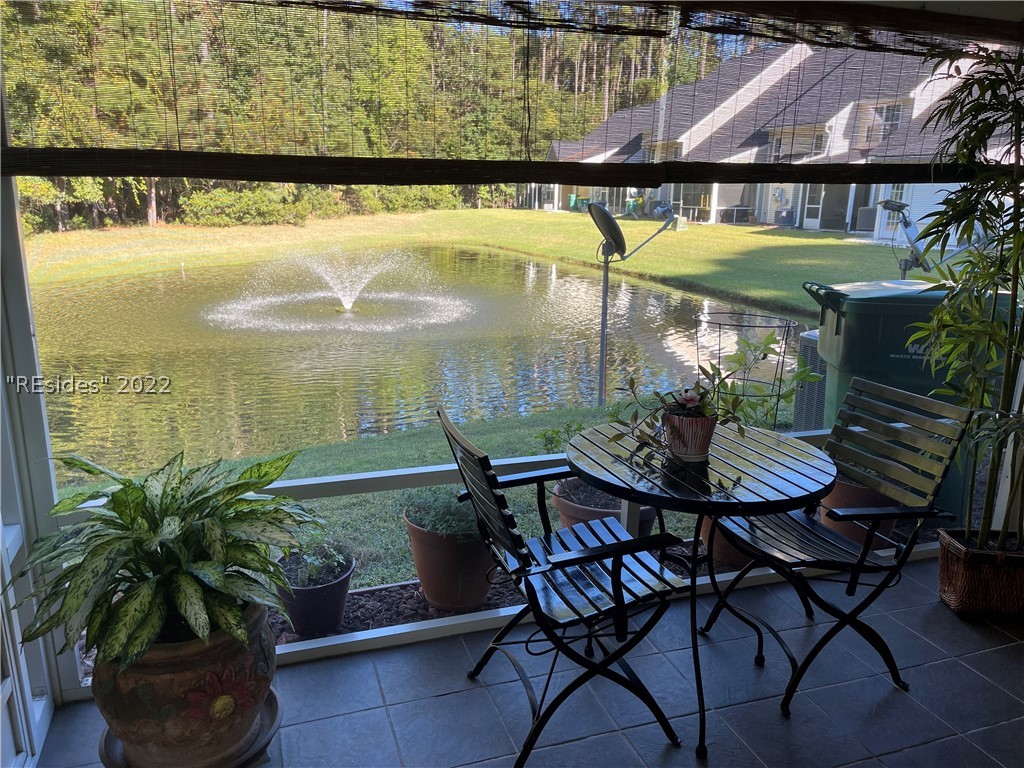250 North Circle