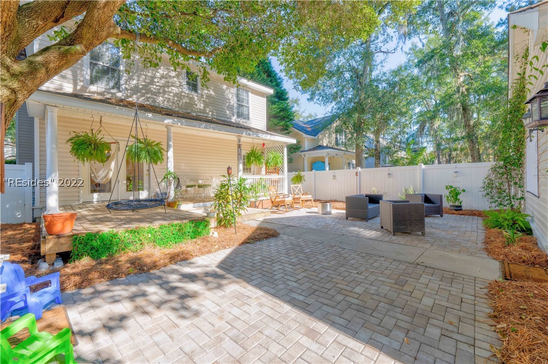 6 Regent Avenue