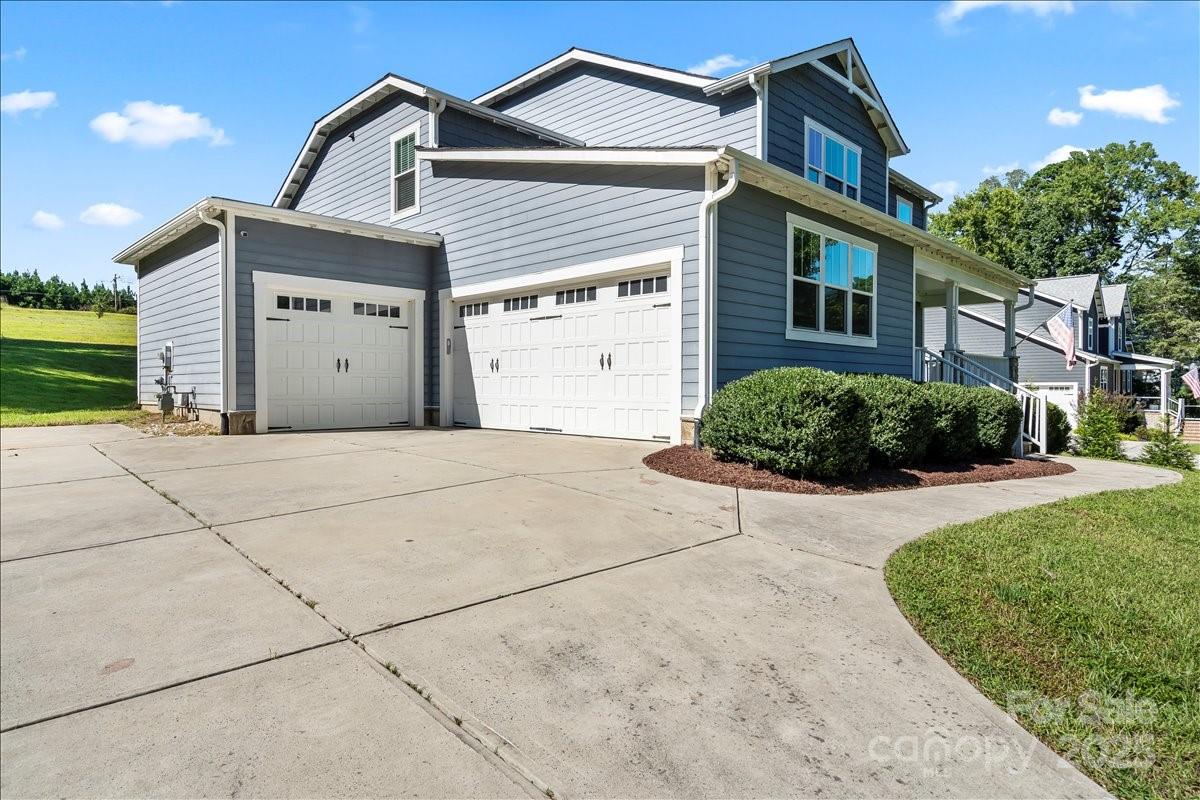 4243 Island Fox Lane