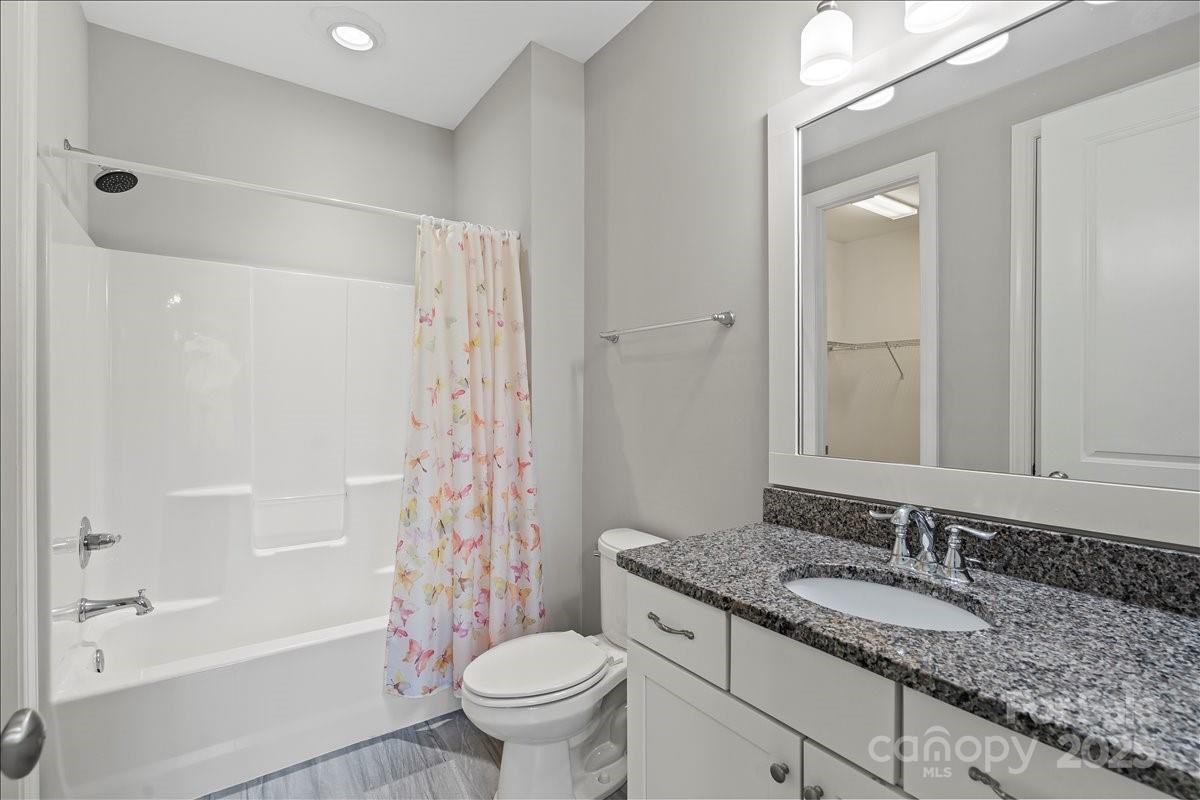 4243 Island Fox Lane