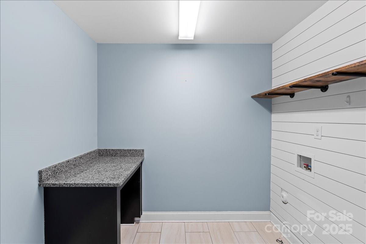 4243 Island Fox Lane