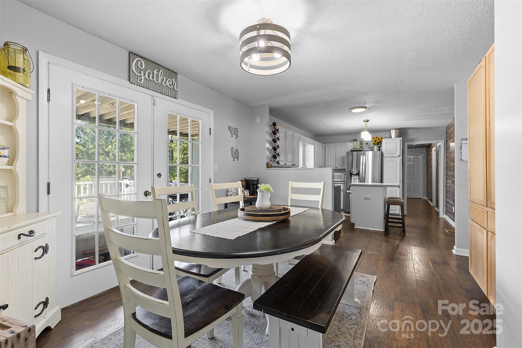 4661 Willie Bayne Lane