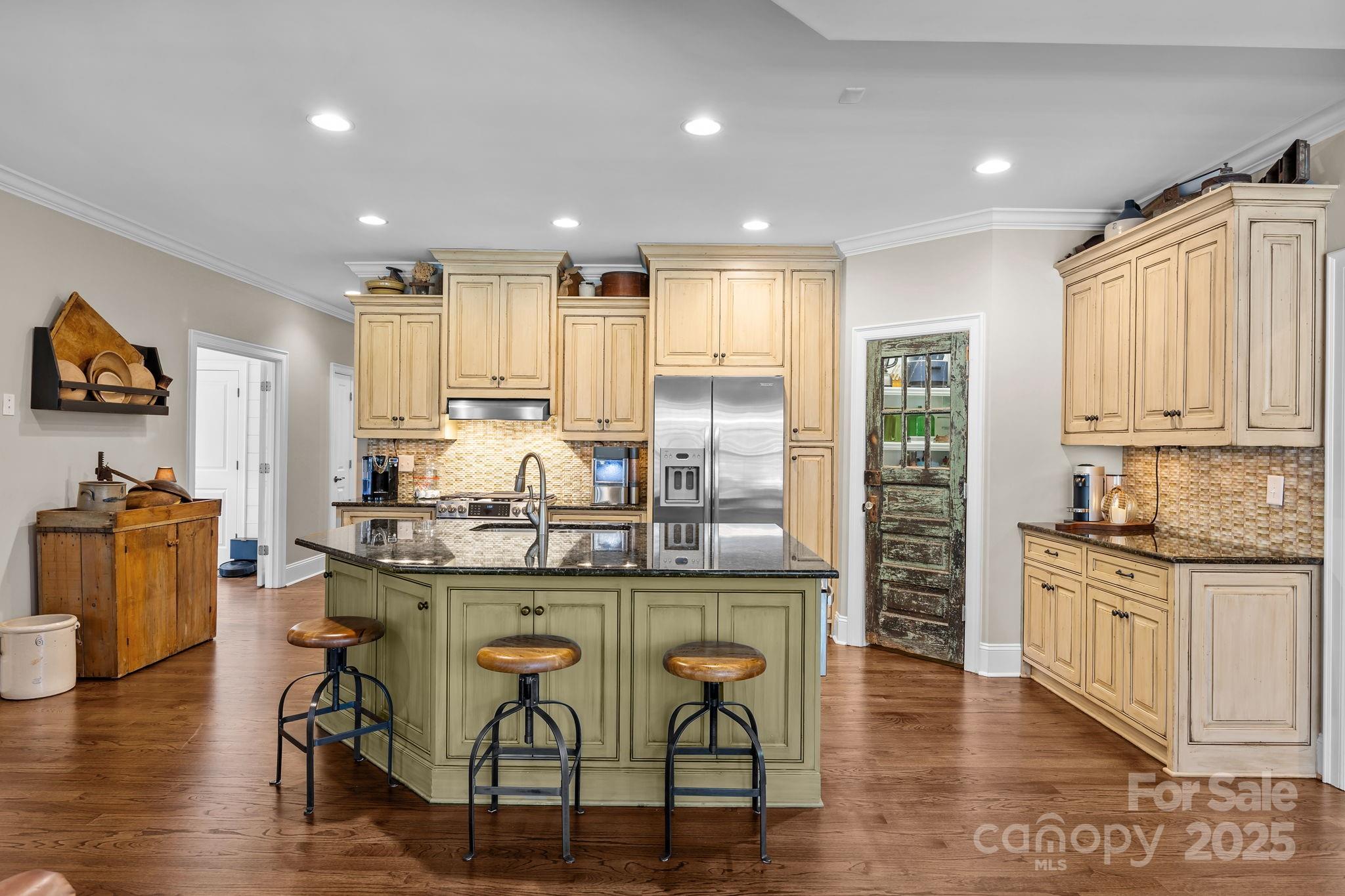 141 Yellow Jacket Circle