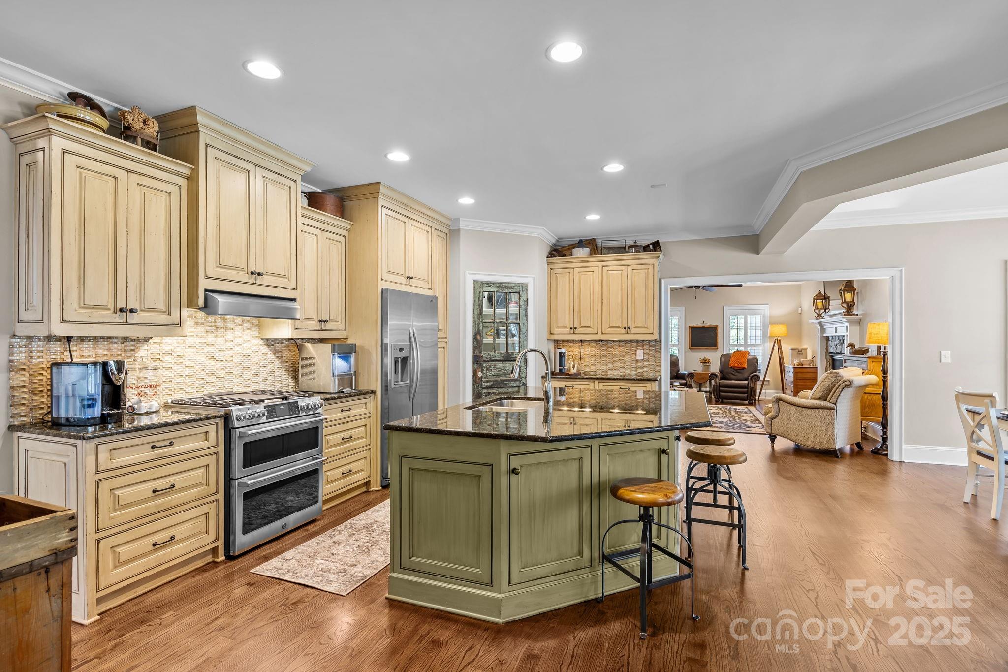 141 Yellow Jacket Circle