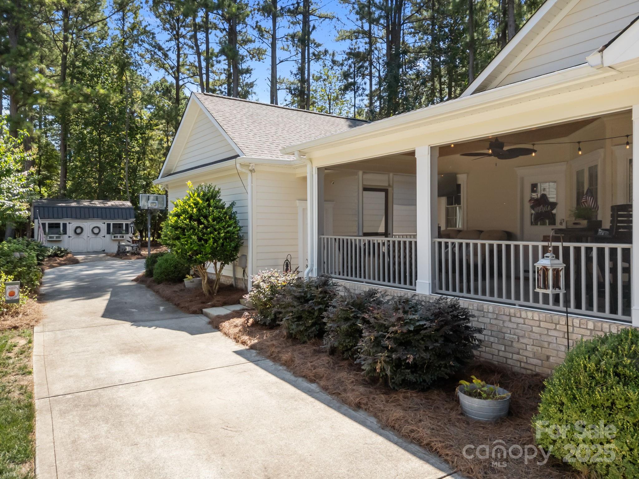 141 Yellow Jacket Circle