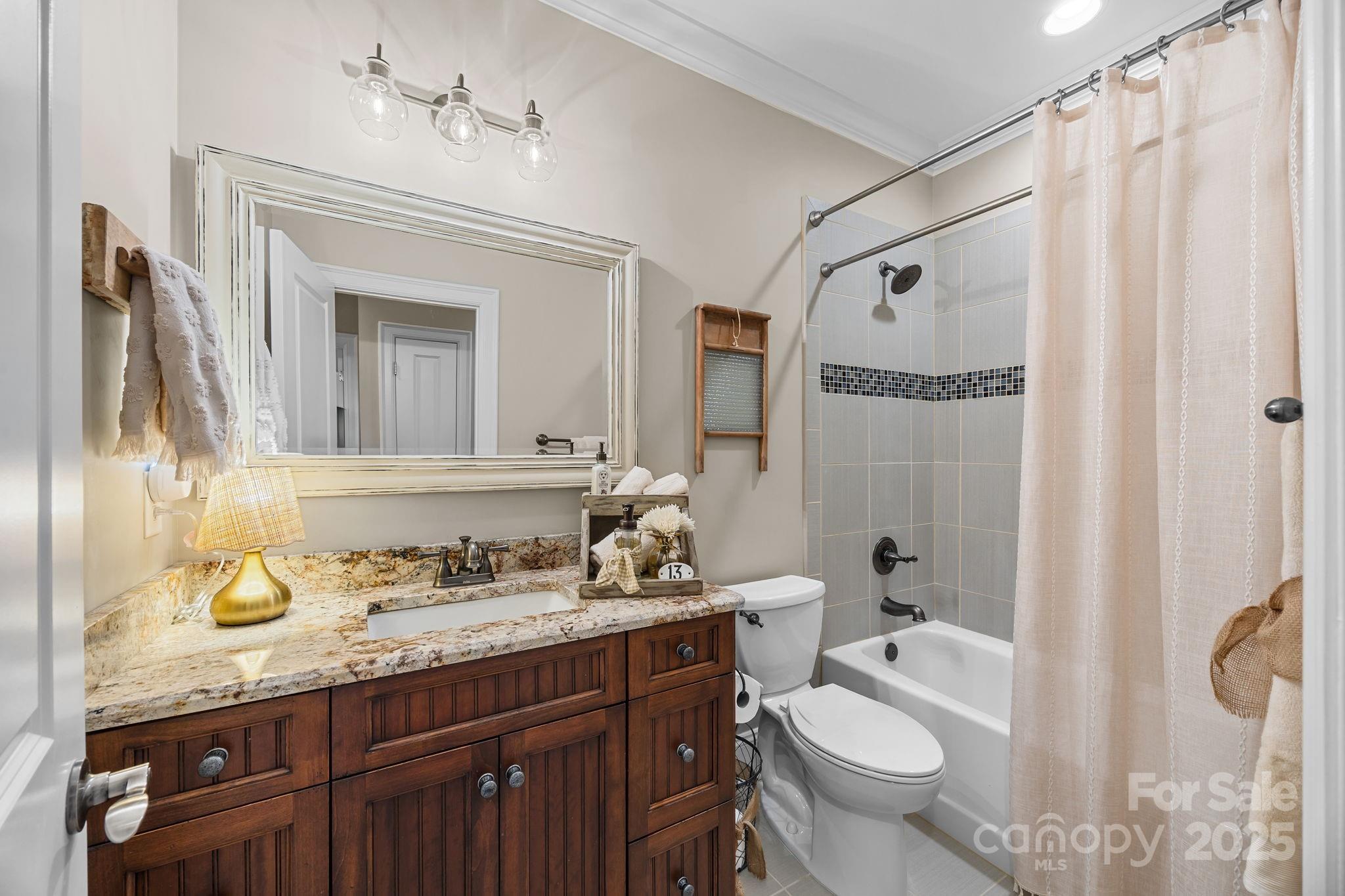 141 Yellow Jacket Circle