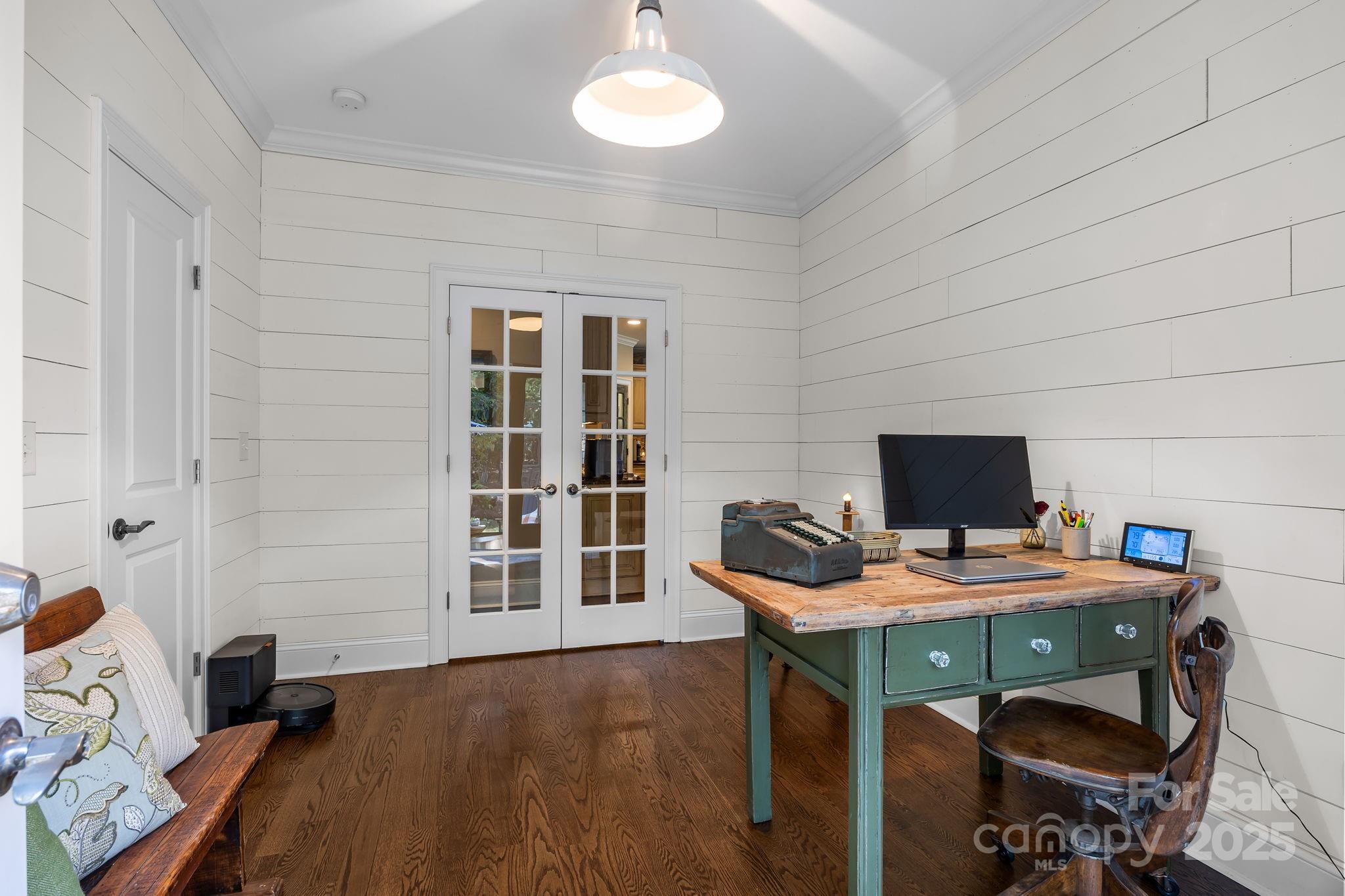 141 Yellow Jacket Circle