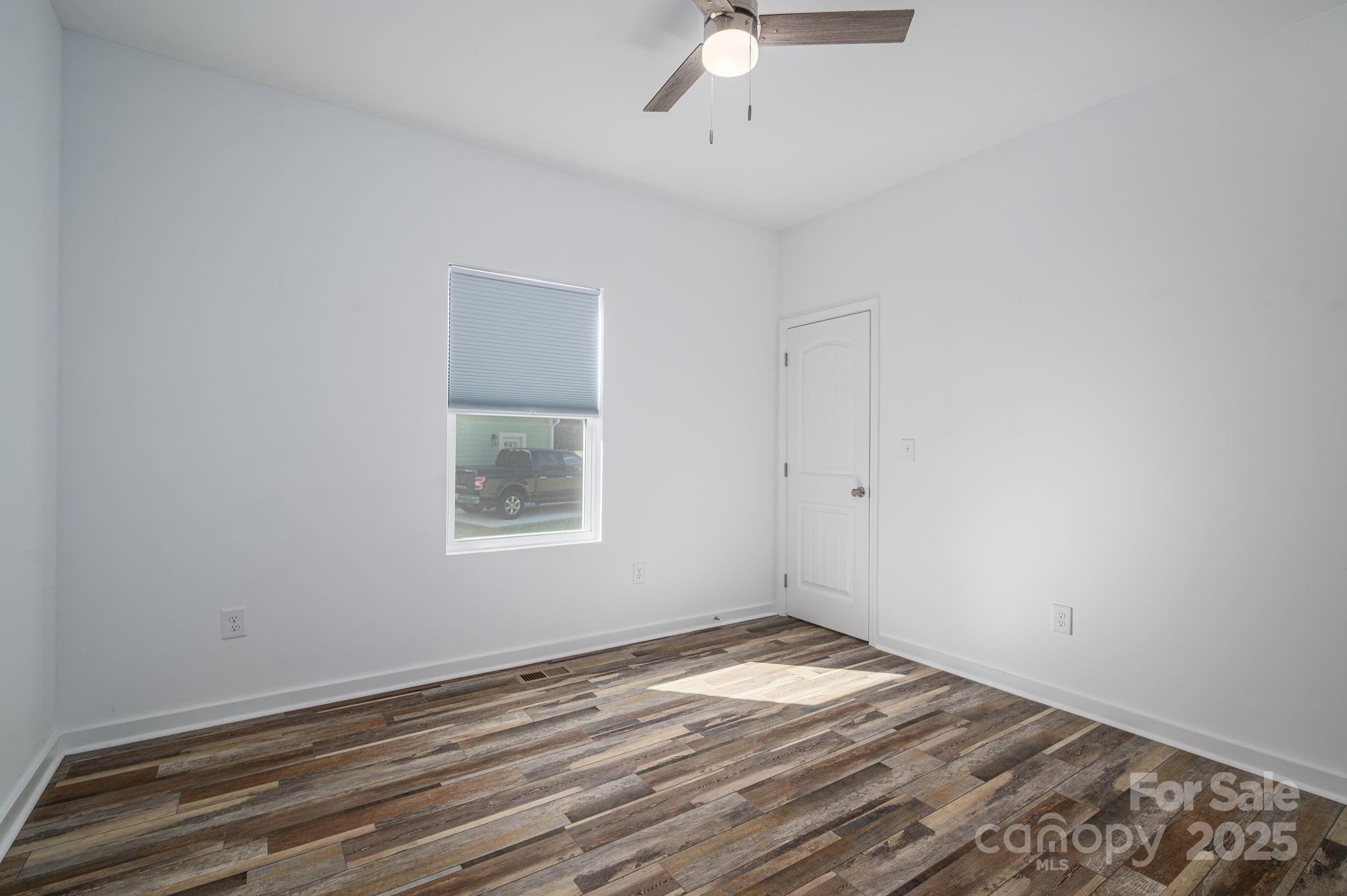 1076 Furnace Road