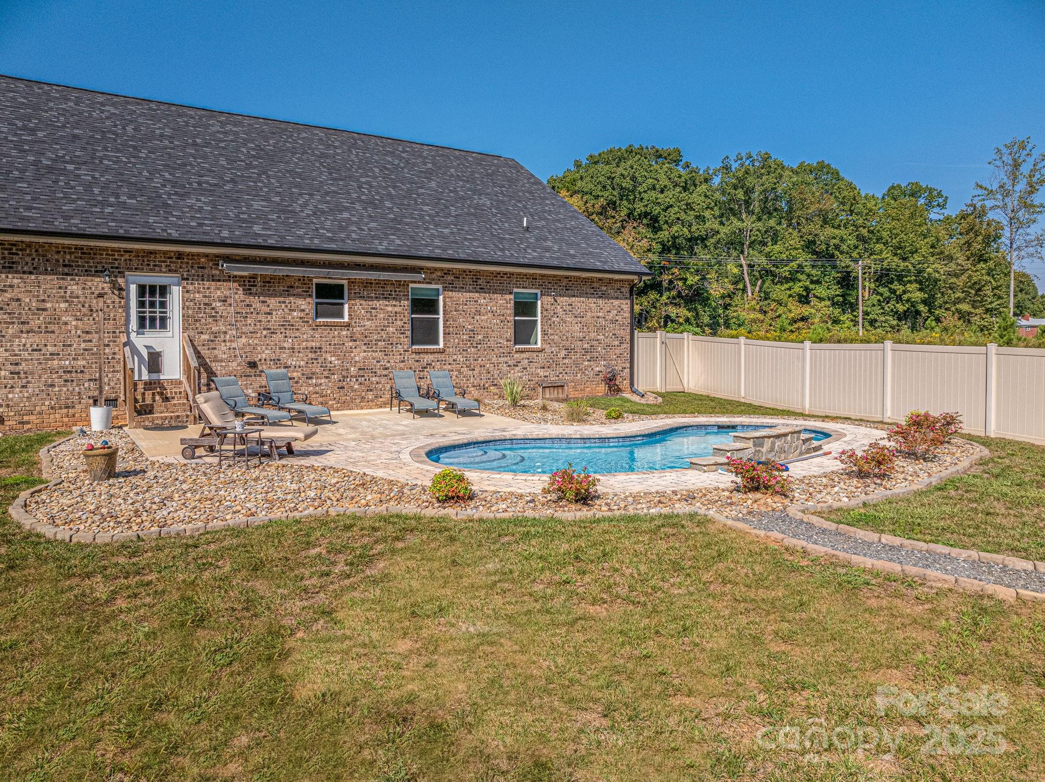 1076 Furnace Road