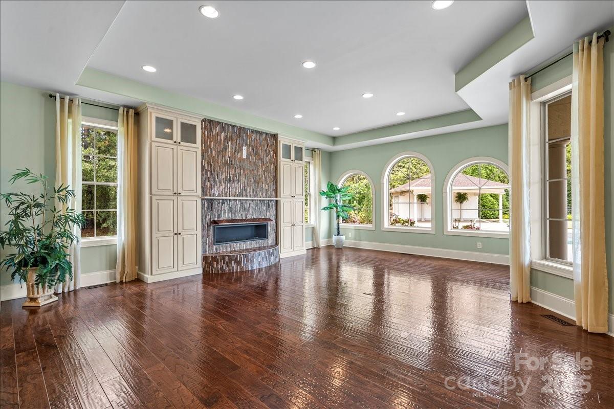 220 Fincher Road