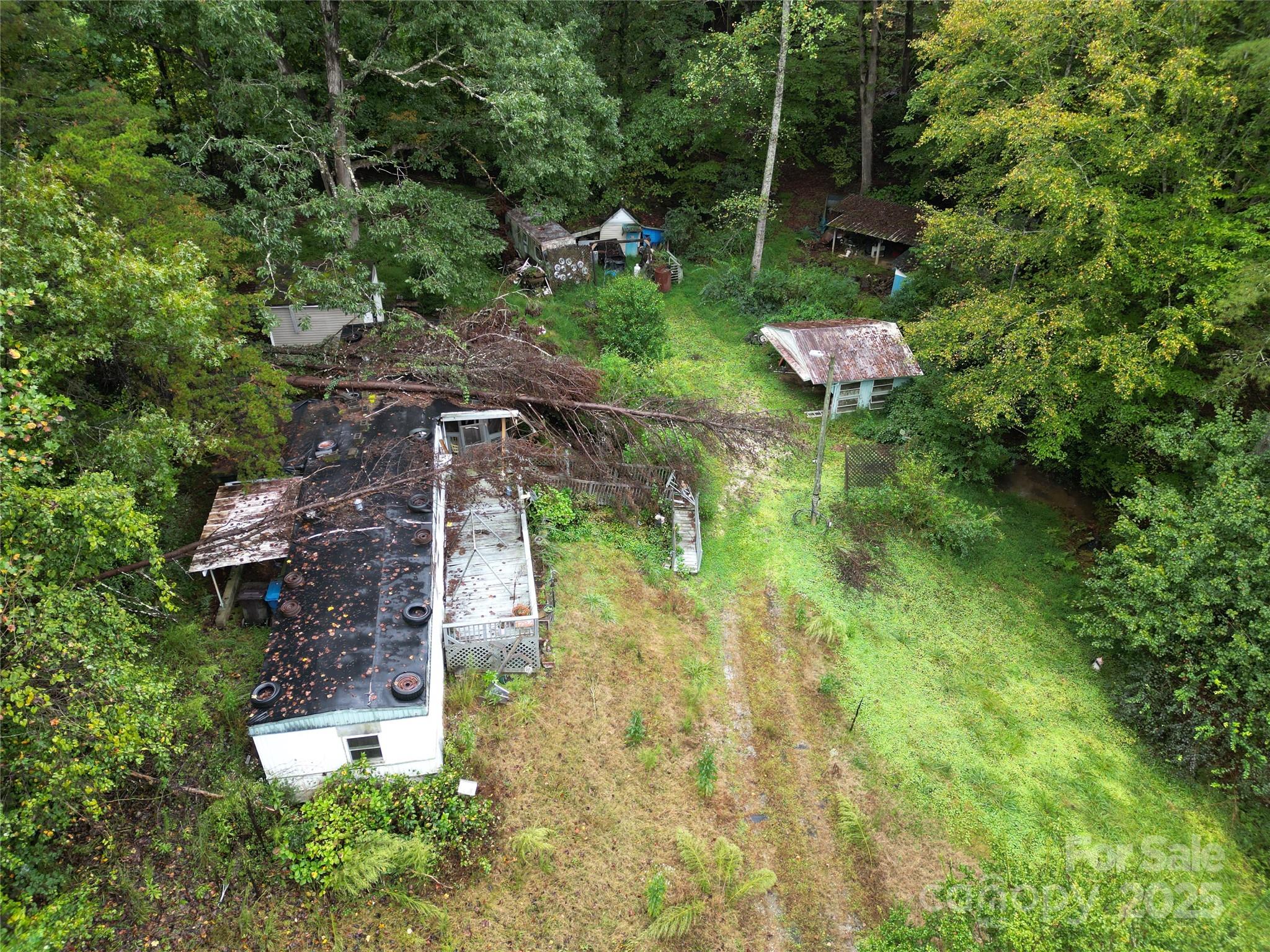 1784 Tomlinson Loop